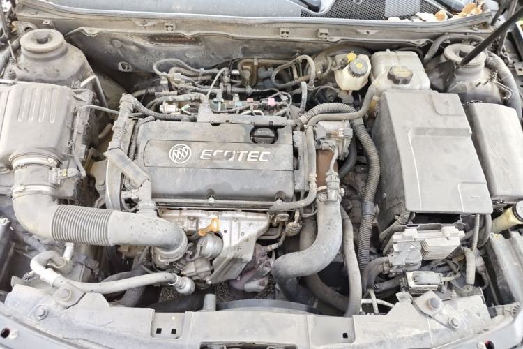 Used Buick Regal 2015 1.6T Elite Tech Model Engine Bay
