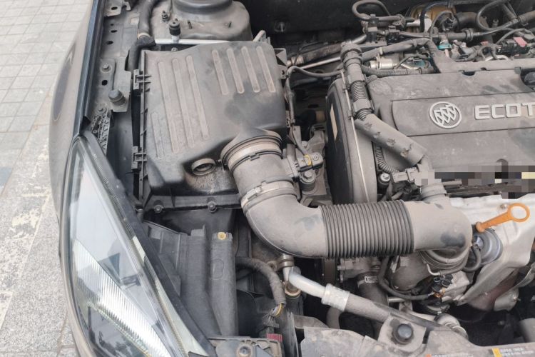 Used Buick Regal 2015 1.6T Leading Technology Model Engine Bay Right