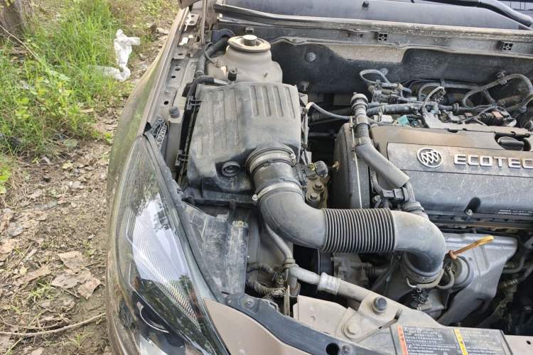 Used Buick Regal 2015 1.6T Leading Technology Model Engine Bay Right