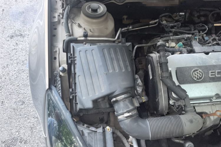 Used Buick Regal 2015 1.6T Leading Technology Model Engine Bay Right