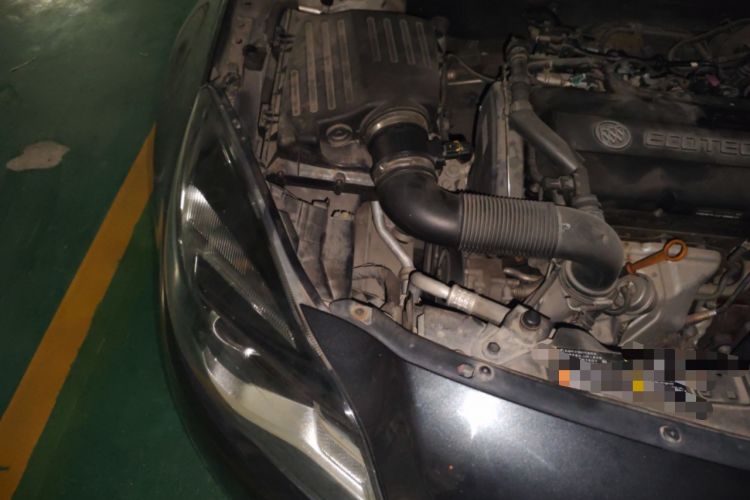 Used Buick Regal 2015 1.6T Fashion Tech Model Engine Bay Right