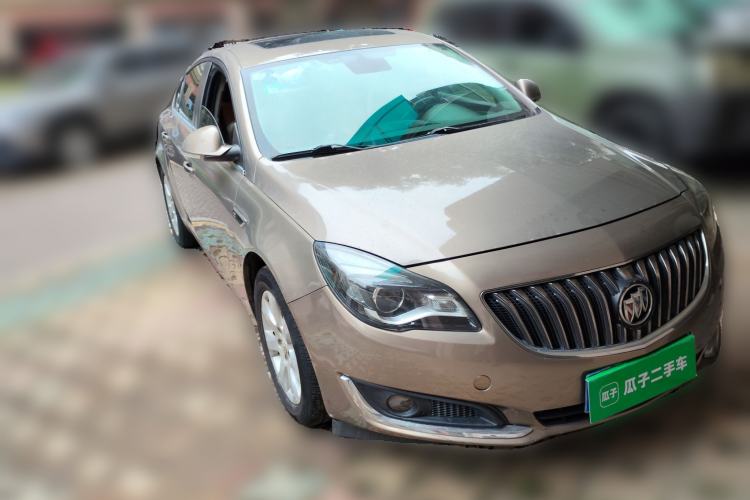 Used Buick Regal 2015 1.6T Elite Tech Model Front Right 45 Deg