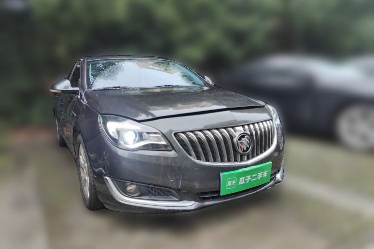 Used Buick Regal 2015 1.6T Elite Tech Model Front Right 45 Deg