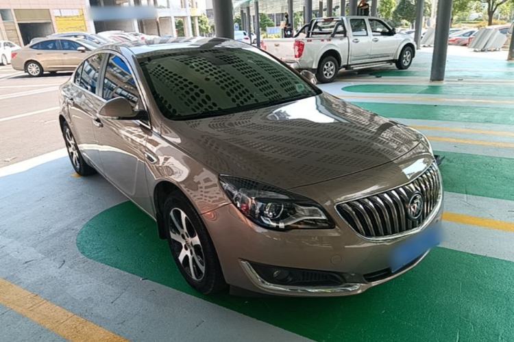 Used Buick Regal 2015 1.6T Elite Tech Model Front Right 45 Deg