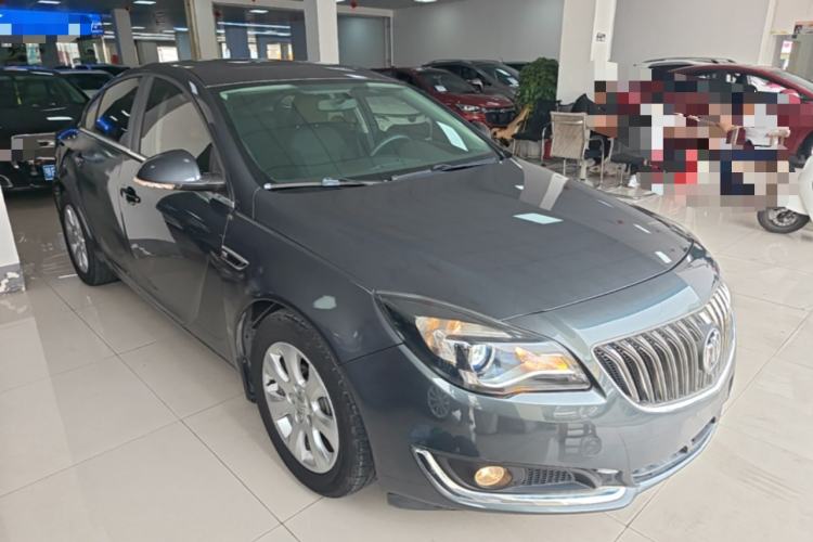 Used Buick Regal 2015 1.6T Leading Technology Model Front Right 45 Deg