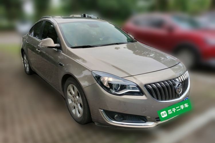 Used Buick Regal 2015 1.6T Elite Tech Model Front Right 45 Deg