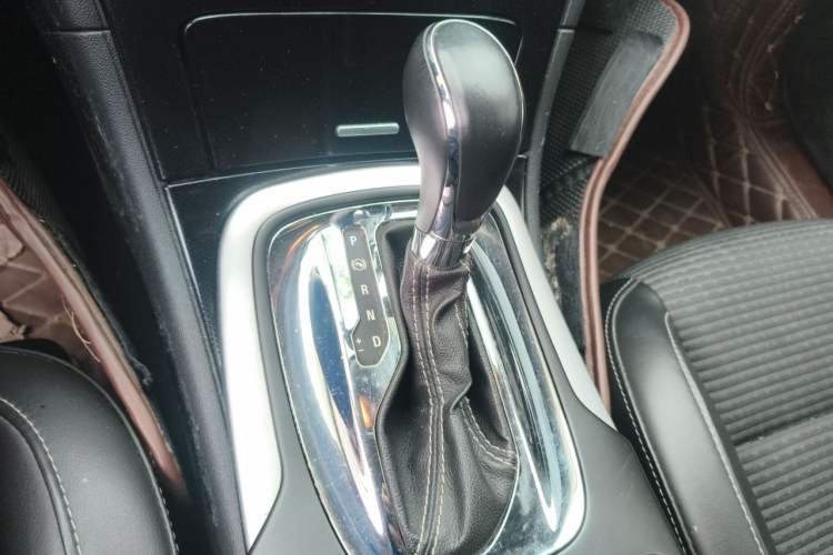 Used Buick Regal 2015 1.6T Leading Technology Model Gear Lever