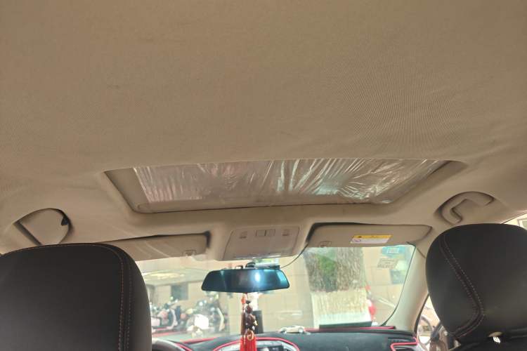 Used Buick Regal 2015 2.0L Leading Fashion Edition Headliner