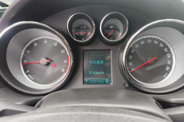 Used Buick Regal 2015 1.6T Leading Technology Model Instrument Cluster
