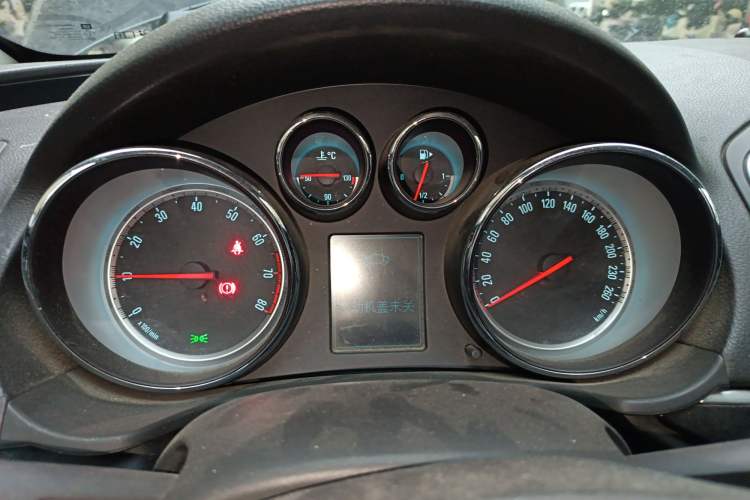 Used Buick Regal 2015 1.6T Leading Technology Model Instrument Cluster
