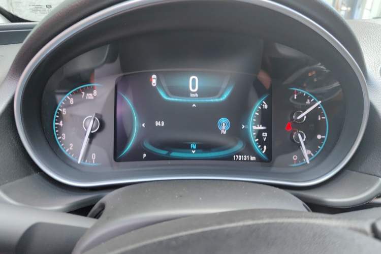 Used Buick Regal 2015 1.6T Elite Tech Model Instrument Cluster