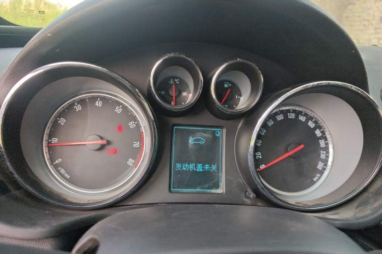 Used Buick Regal 2015 1.6T Leading Technology Model Instrument Cluster