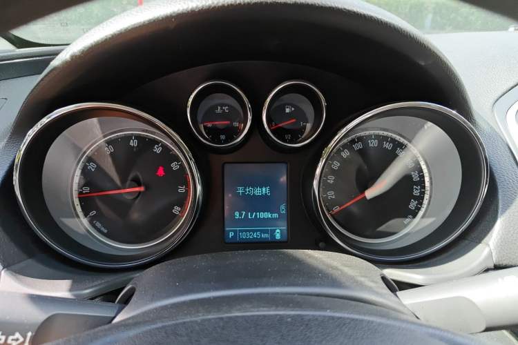 Used Buick Regal 2015 1.6T Leading Technology Model Instrument Cluster