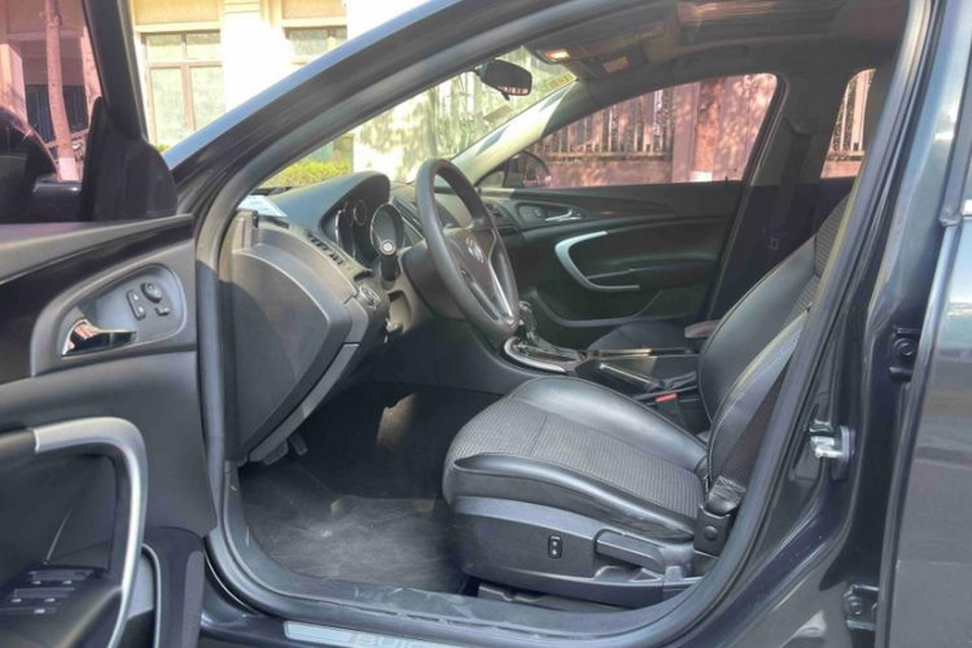 Used Buick Regal 2015 1.6T Leading Technology Model Interior 5