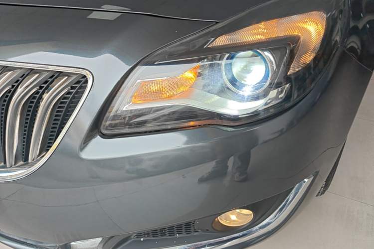 Used Buick Regal 2015 1.6T Leading Technology Model Left Front Headlight