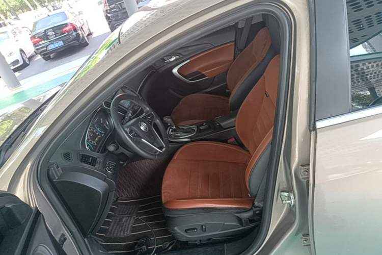 Used Buick Regal 2015 1.6T Elite Tech Model Left Front Seat