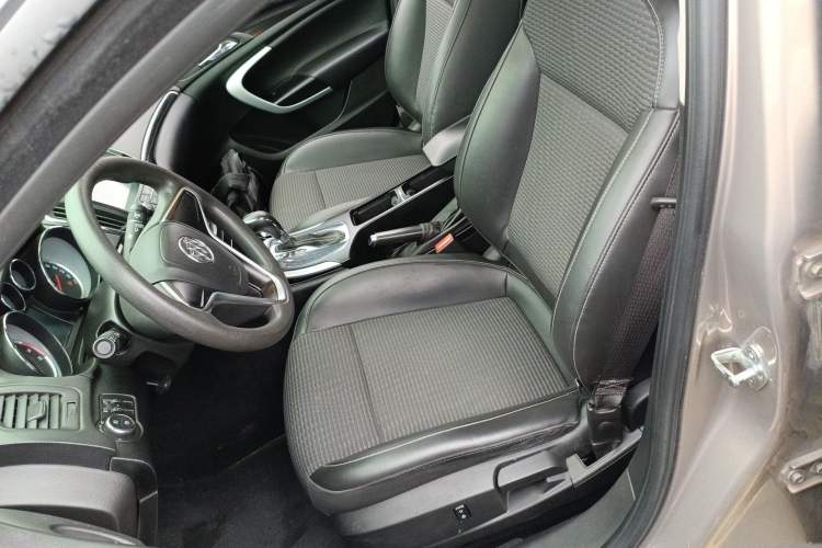 Used Buick Regal 2015 1.6T Leading Technology Model Left Front Seat