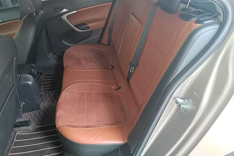 Used Buick Regal 2015 1.6T Elite Tech Model Left Rear Seat