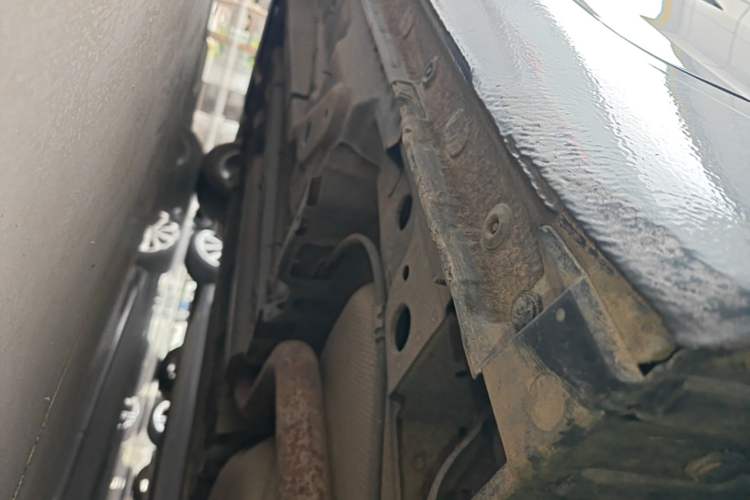 Used Buick Regal 2015 1.6T Leading Technology Model Left Side Sill