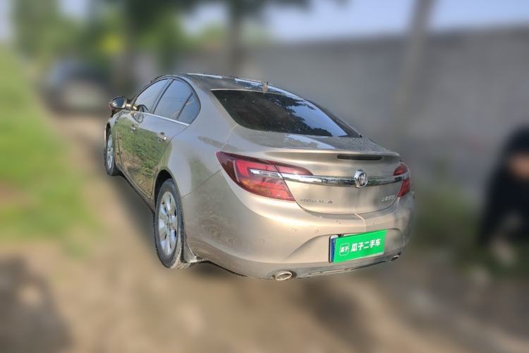 Used Buick Regal 2015 1.6T Leading Technology Model Rear Left 45 Deg