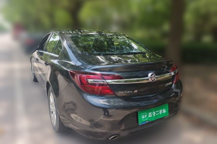 Used Buick Regal 2015 1.6T Leading Technology Model Rear Left 45 Deg