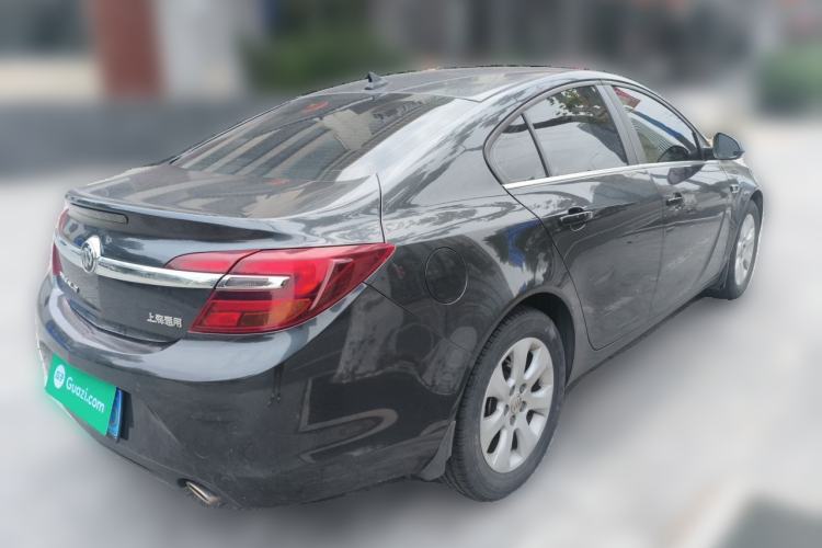 Used Buick Regal 2015 1.6T Leading Technology Model Rear Right 45 Deg