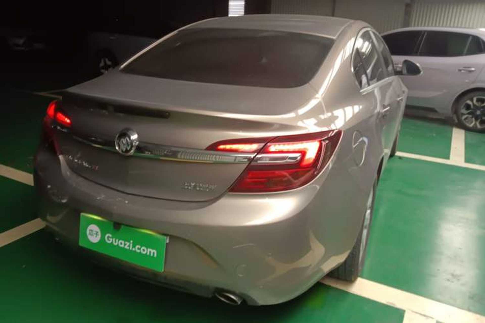 Used Buick Regal 2015 1.6T Leading Technology Model Rear Right 45 Deg