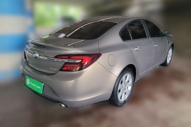 Used Buick Regal 2015 2.0L Leading Fashion Edition Rear Right 45 Deg
