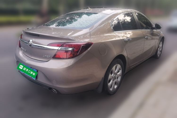 Used Buick Regal 2015 1.6T Fashion Tech Model Rear Right 45 Deg