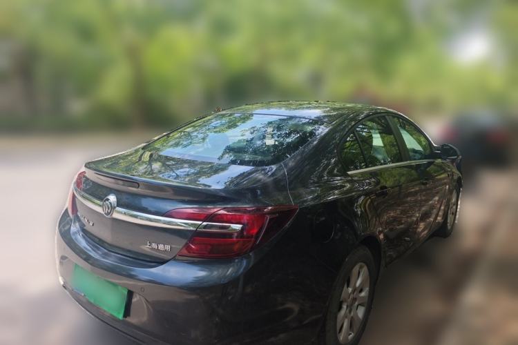 Used Buick Regal 2015 1.6T Leading Technology Model Rear Right 45 Deg