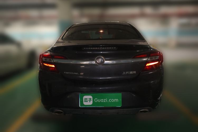Used Buick Regal 2015 1.6T Fashion Tech Model Rear