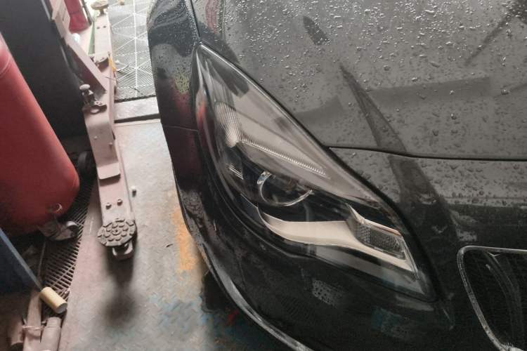 Used Buick Regal 2015 2.0L Leading Fashion Edition Right Front Headlight