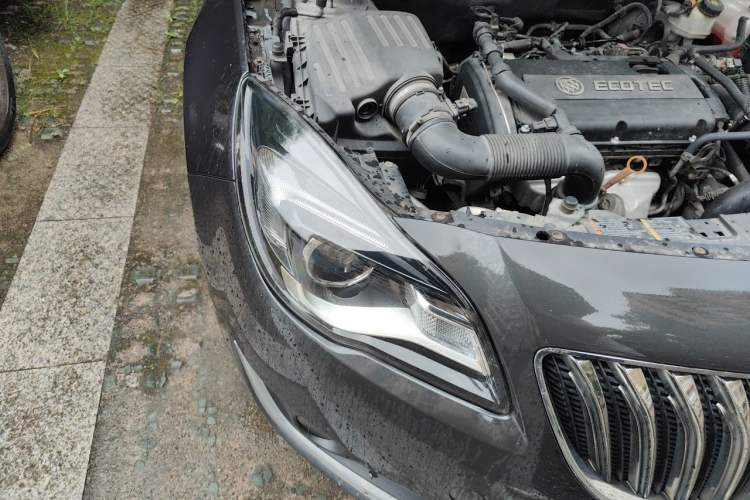 Used Buick Regal 2015 1.6T Elite Tech Model Right Front Headlight