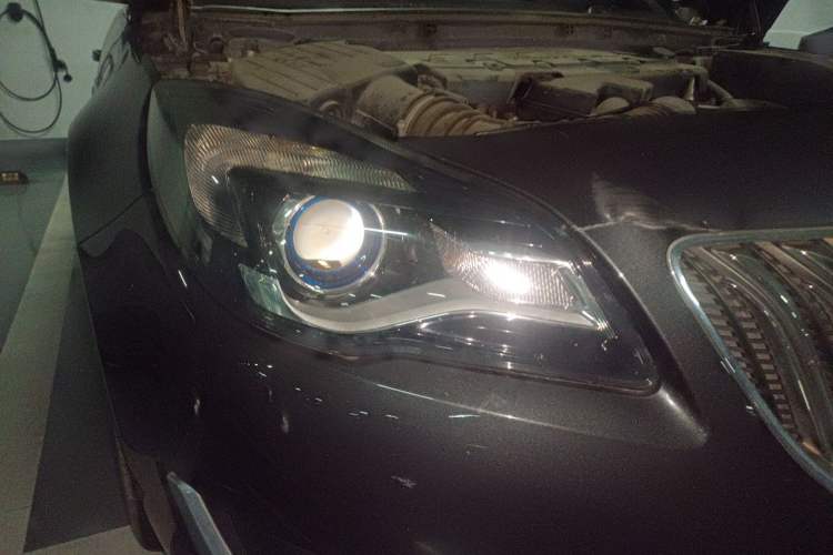 Used Buick Regal 2015 2.0L Leading Fashion Edition Right Front Headlight