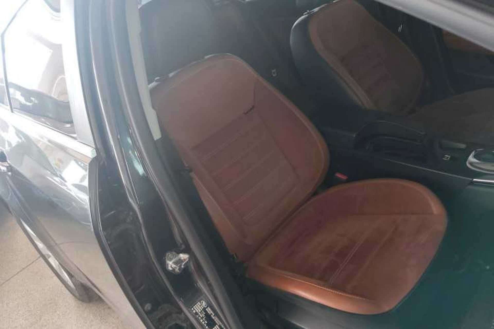 Used Buick Regal 2015 1.6T Elite Tech Model Right Front Seat