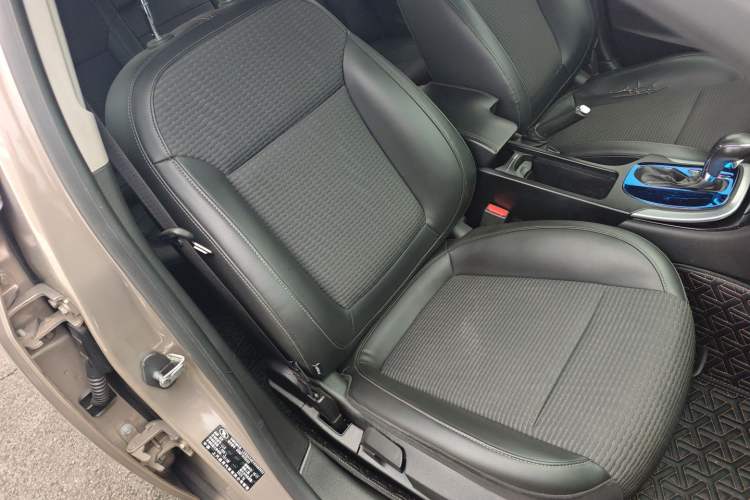 Used Buick Regal 2015 1.6T Leading Technology Model Right Front Seat