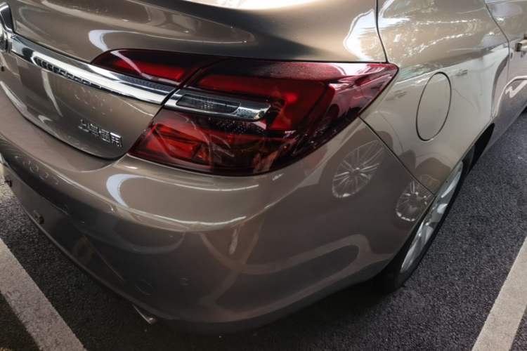 Used Buick Regal 2015 1.6T Fashion Tech Model Right Rear Taillight