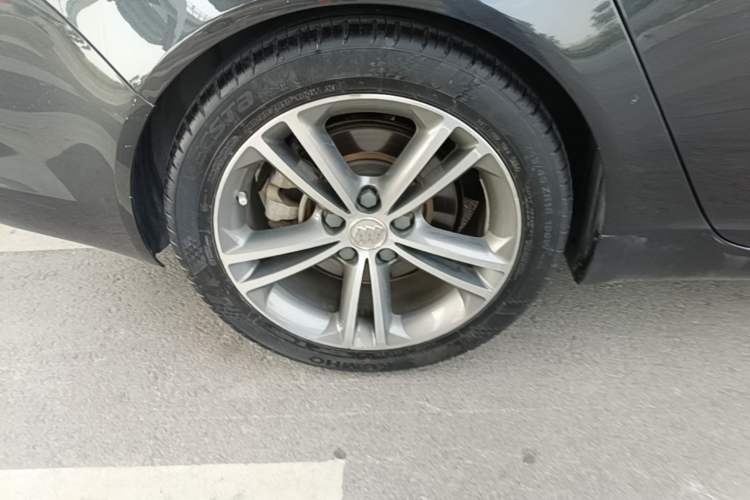 Used Buick Regal 2015 1.6T Elite Tech Model Right Rear Wheel Hub