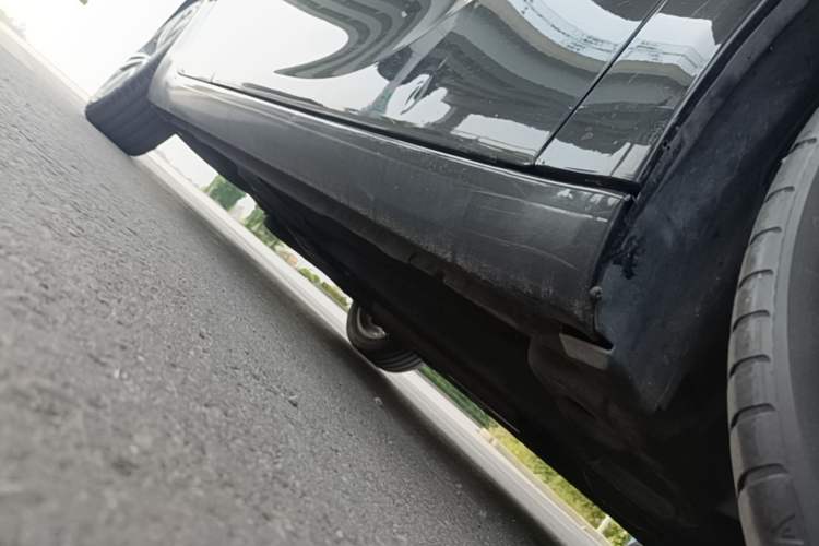 Used Buick Regal 2015 1.6T Elite Tech Model Right Side Sill