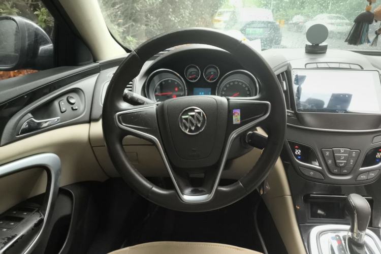 Used Buick Regal 2015 2.0L Leading Fashion Edition Steering Wheel