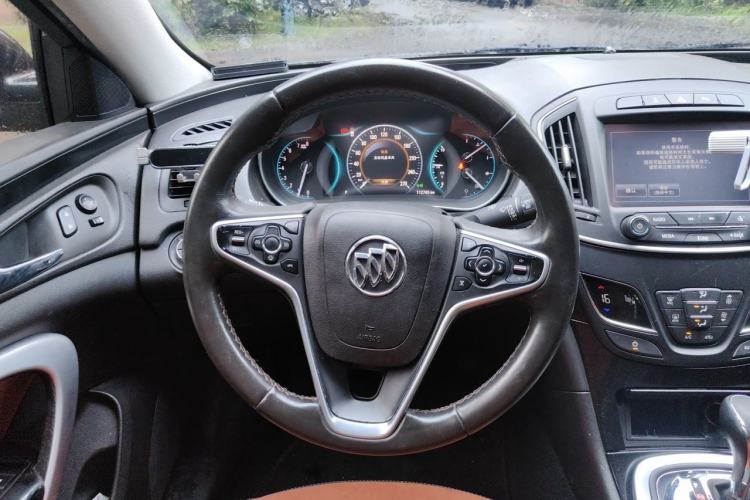 Used Buick Regal 2015 1.6T Elite Tech Model Steering Wheel