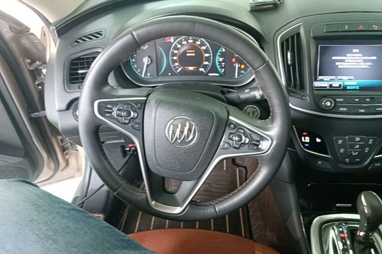 Used Buick Regal 2015 1.6T Elite Tech Model Steering Wheel