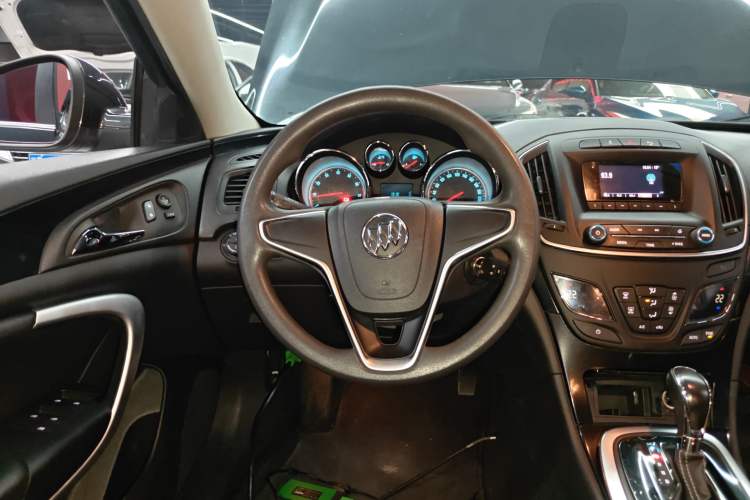 Used Buick Regal 2015 1.6T Leading Technology Model Steering Wheel