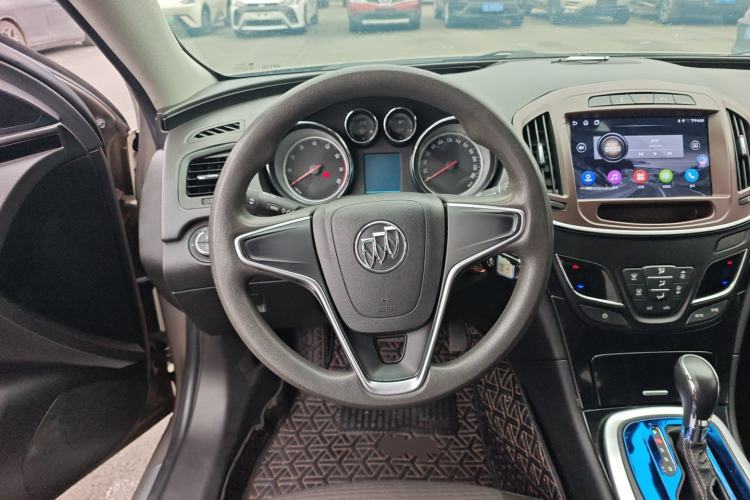 Used Buick Regal 2015 1.6T Leading Technology Model Steering Wheel