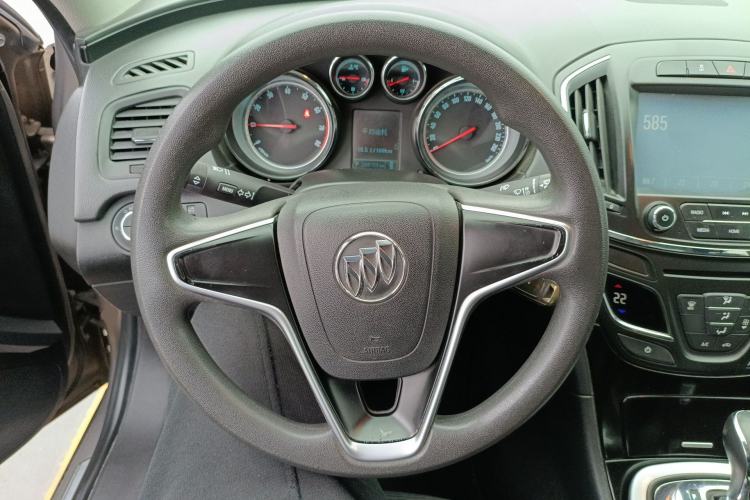 Used Buick Regal 2015 1.6T Leading Technology Model Steering Wheel