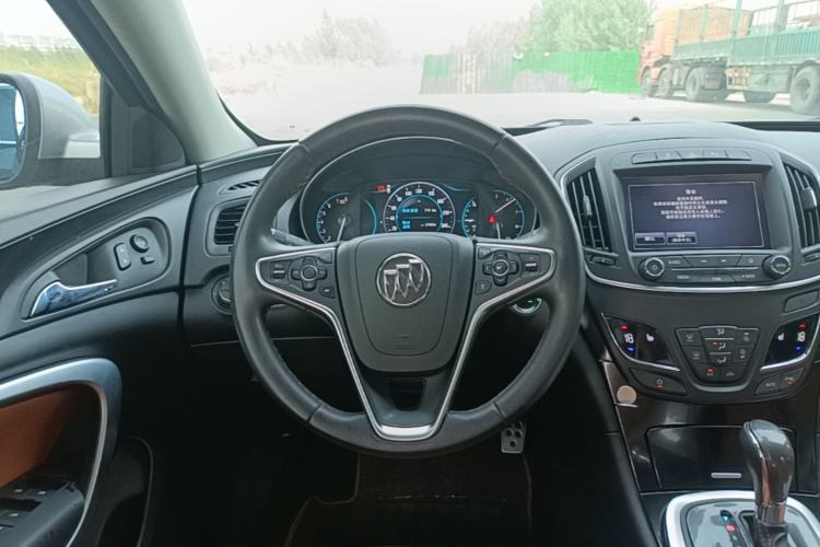 Used Buick Regal 2015 1.6T Elite Tech Model Steering Wheel