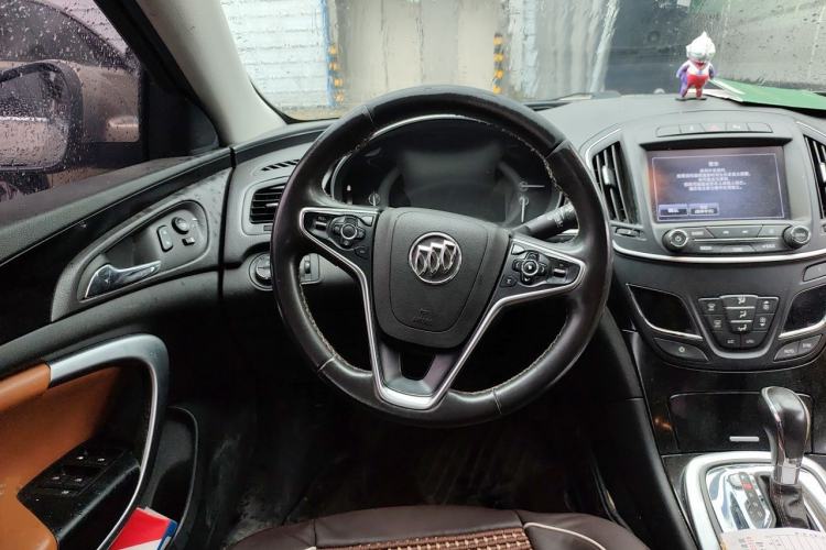 Used Buick Regal 2015 1.6T Elite Tech Model Steering Wheel
