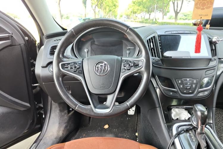 Used Buick Regal 2015 1.6T Elite Tech Model Steering Wheel