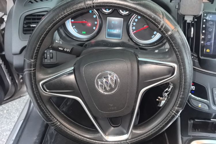 Used Buick Regal 2015 1.6T Leading Technology Model Steering Wheel