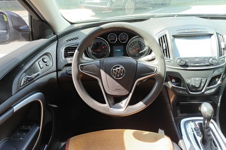 Used Buick Regal 2015 1.6T Leading Technology Model Steering Wheel